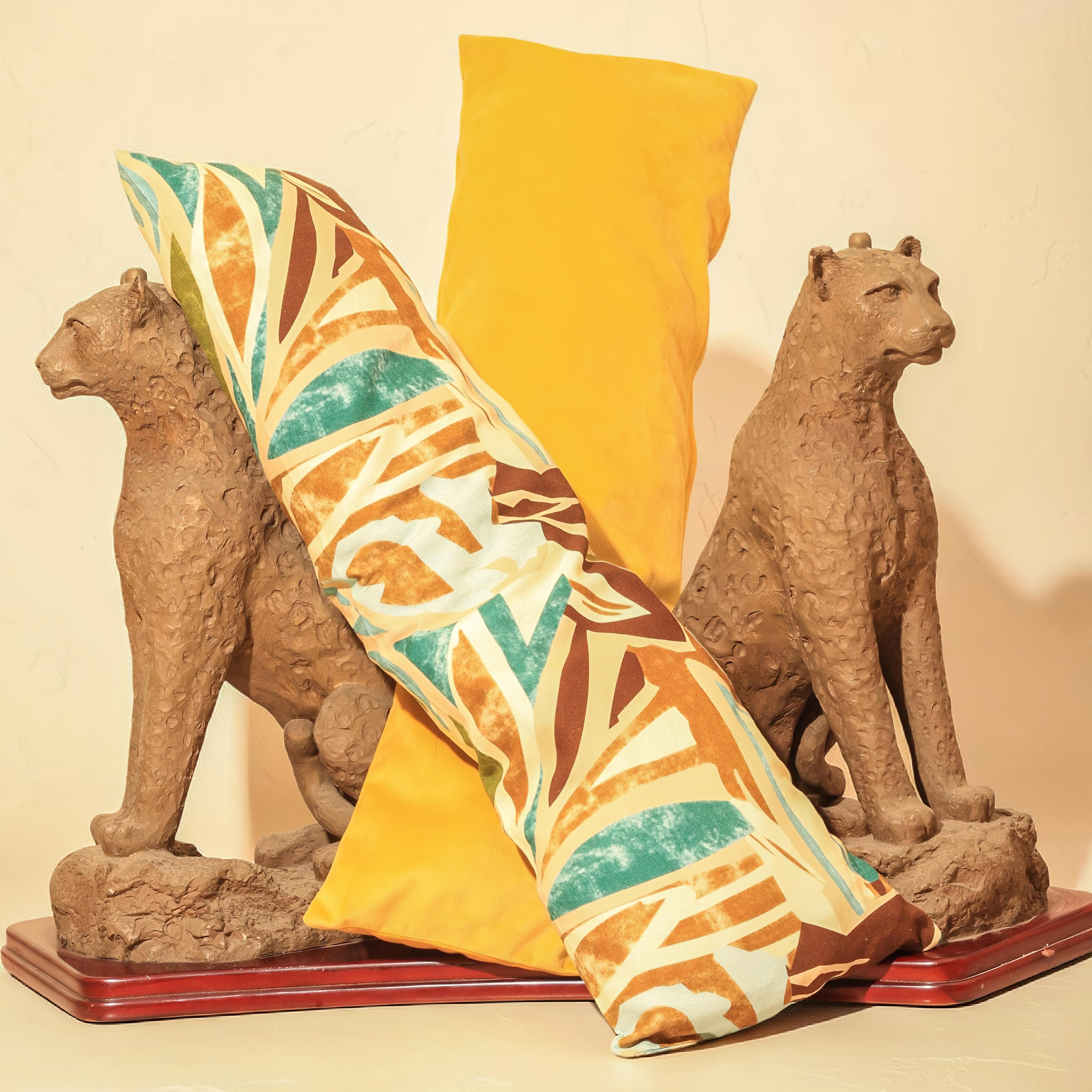 Swirl Long Cushion